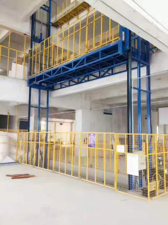 導軌式液壓升降機